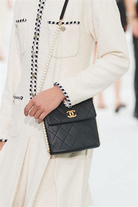 shopper bag chanel|chanel shopping bags 2021.